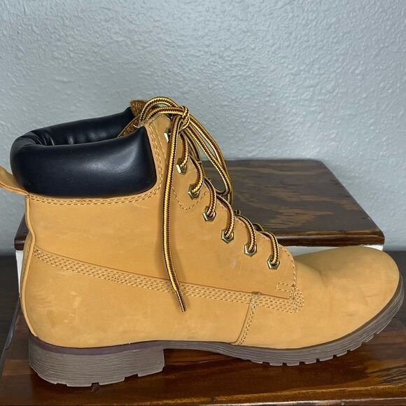 Rock & Candy Tan Bulldozer Boots Size 7.5 - Picture 5 of 13